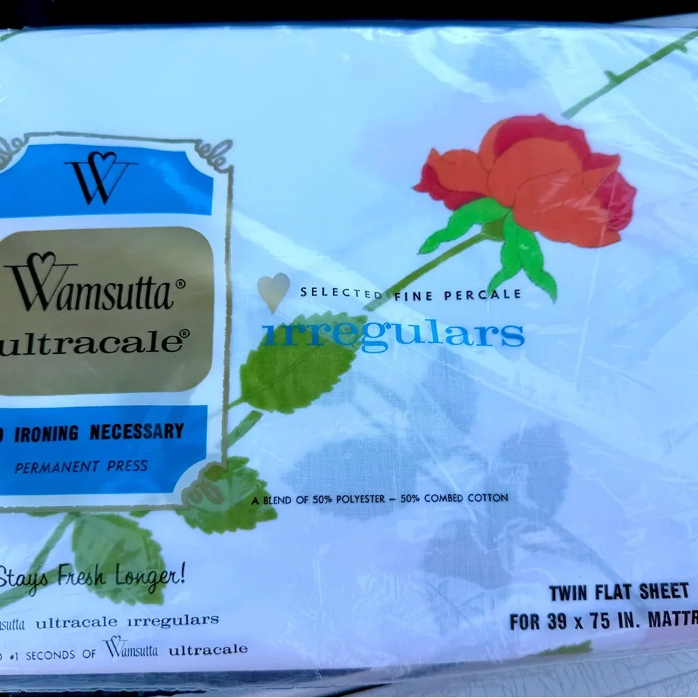 Wamsutta White Flat & Fitted Sheet with Red Rose and Green Leaves